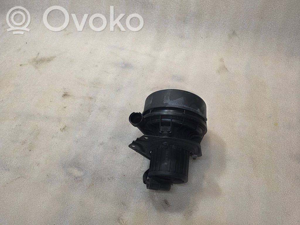 BMW 3 E46 Sekundārais gaisa pumpis 