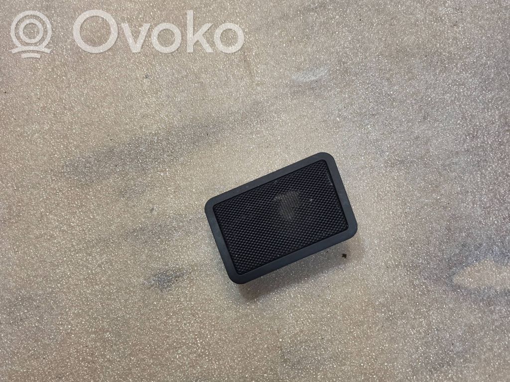 BMW 7 E38 Front door speaker 