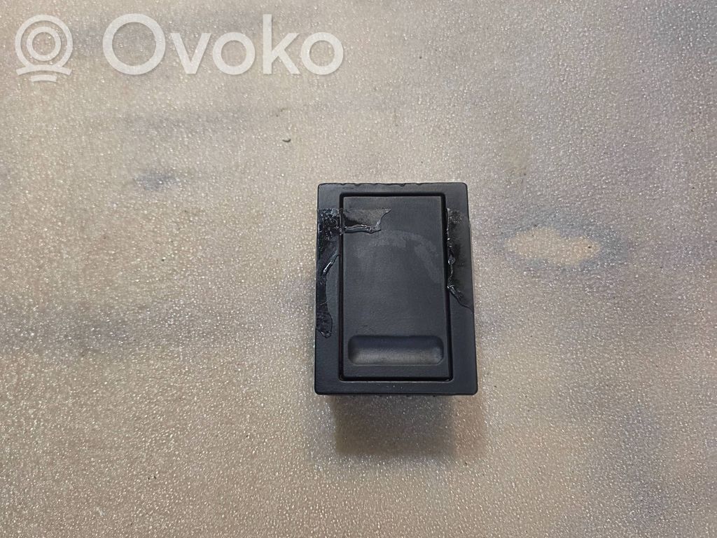 BMW 7 E38 Dashboard storage box/compartment 