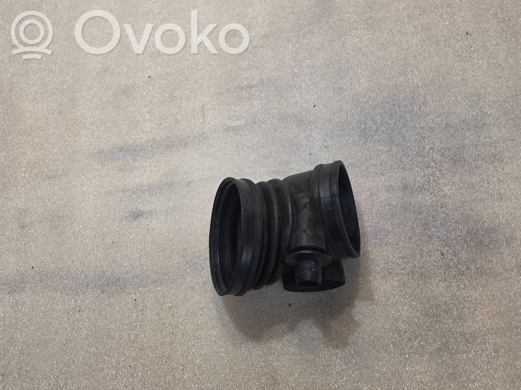 BMW 7 E38 Šļūtene (-es) / caurule (-es) 