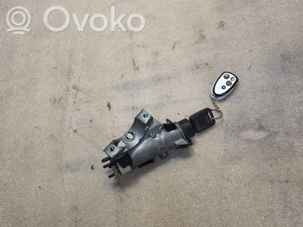 Užvedimo spynelė   4D0905851A