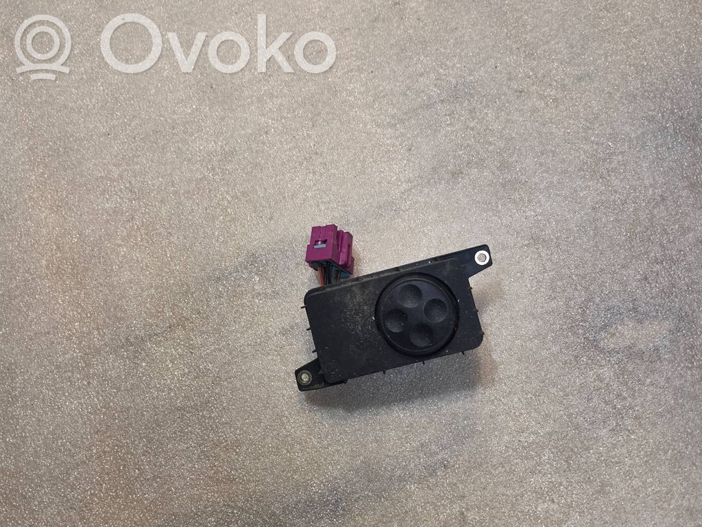 Seat control switch   4D0959777