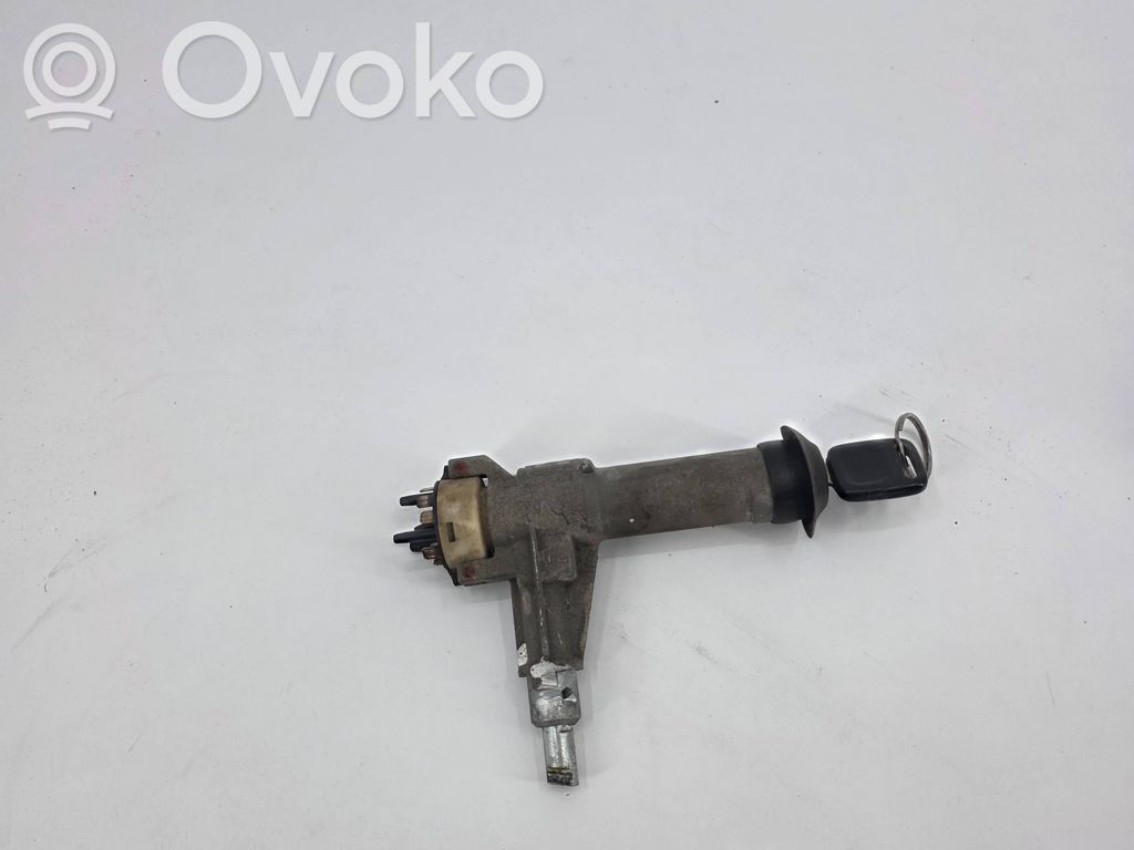 Audi 100 200 5000 C3 Virtalukko 