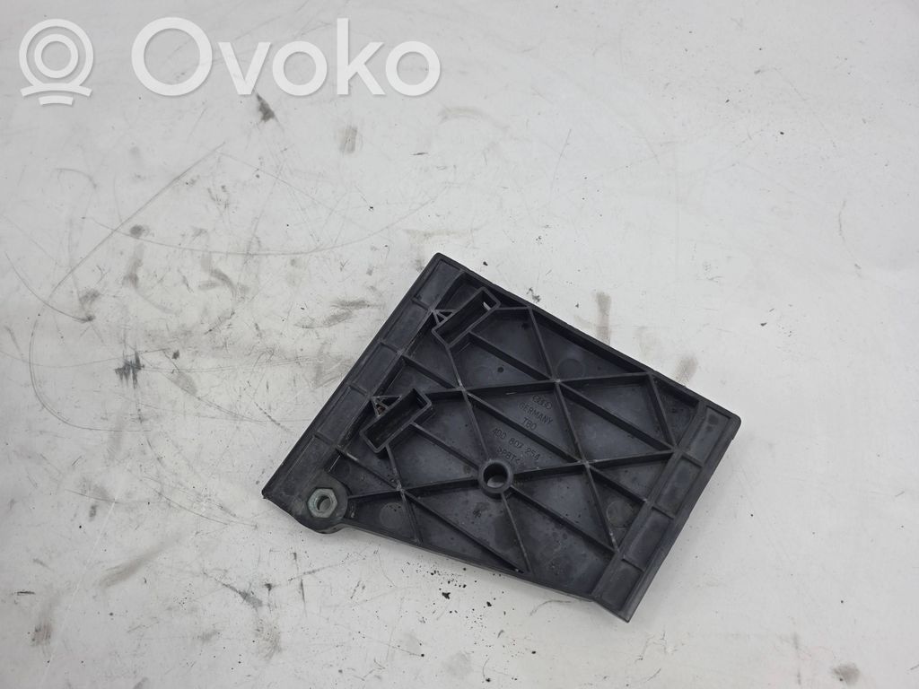 Audi A8 S8 D2 4D Front bumper mounting bracket 