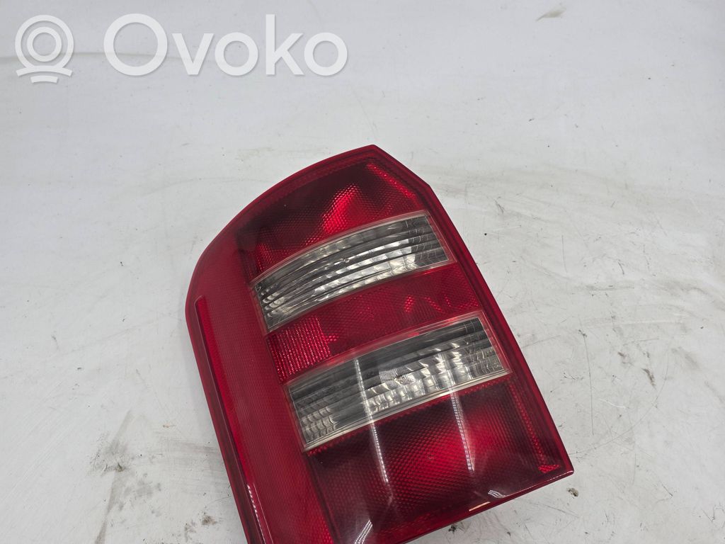 Rear/tail lights   286601,30080203