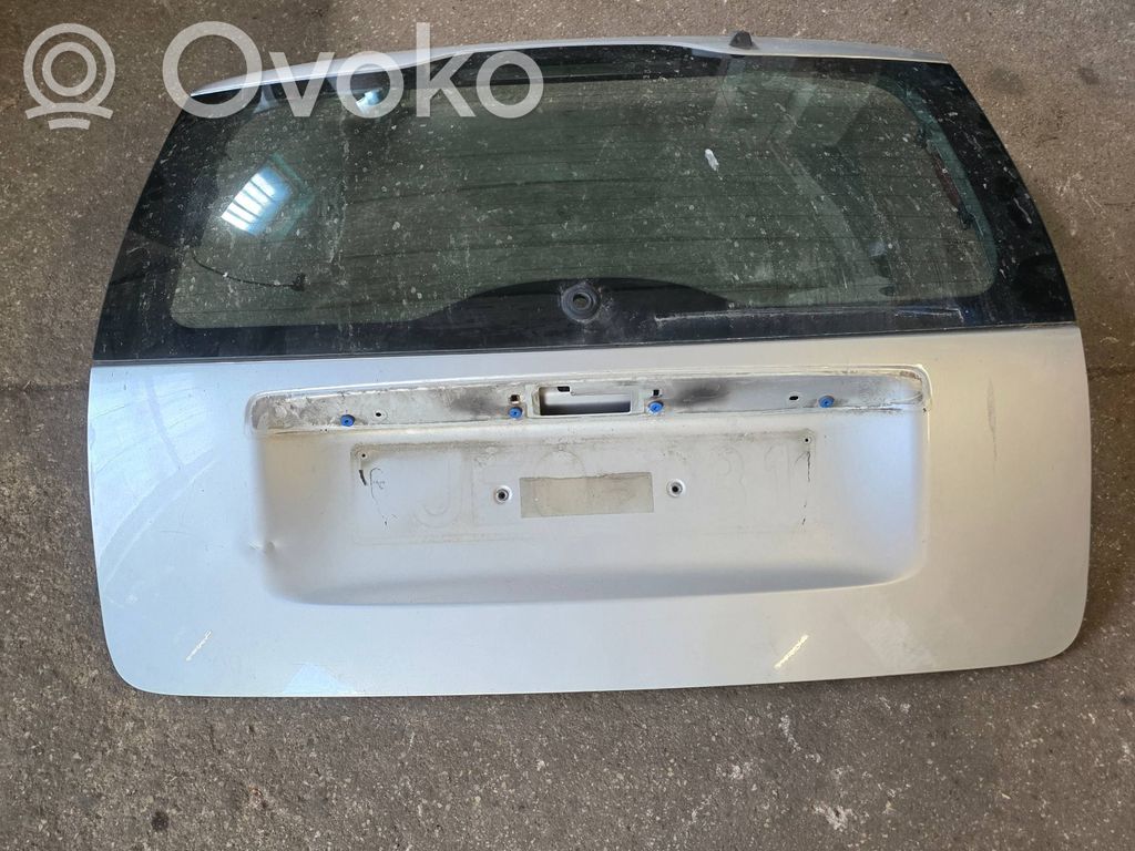 Tailgate/trunk/boot lid