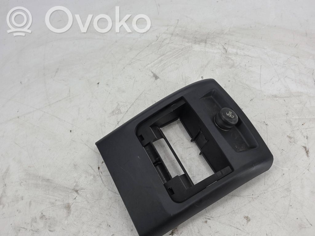 Volvo V50 Kita salono detalė 