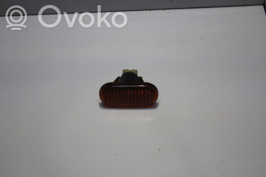 Renault Laguna I Seitenblinker 