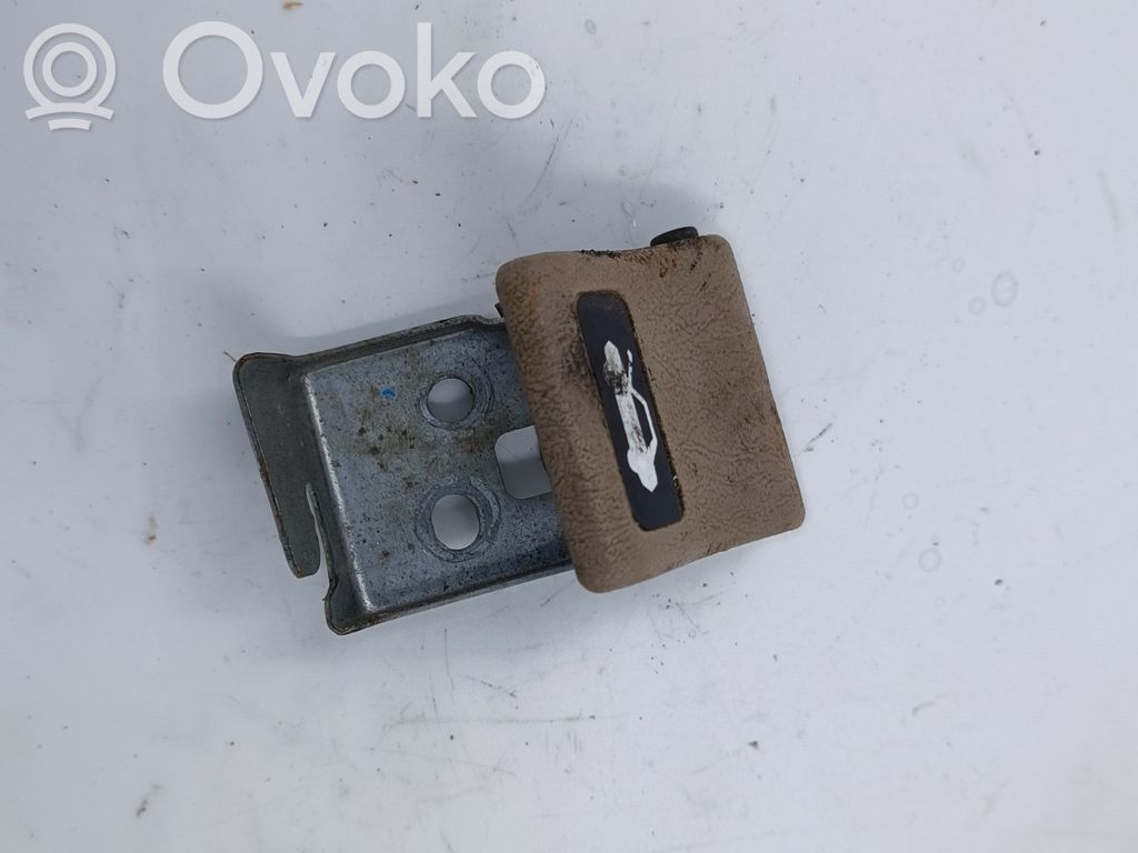 Engine bonnet (hood) release handle