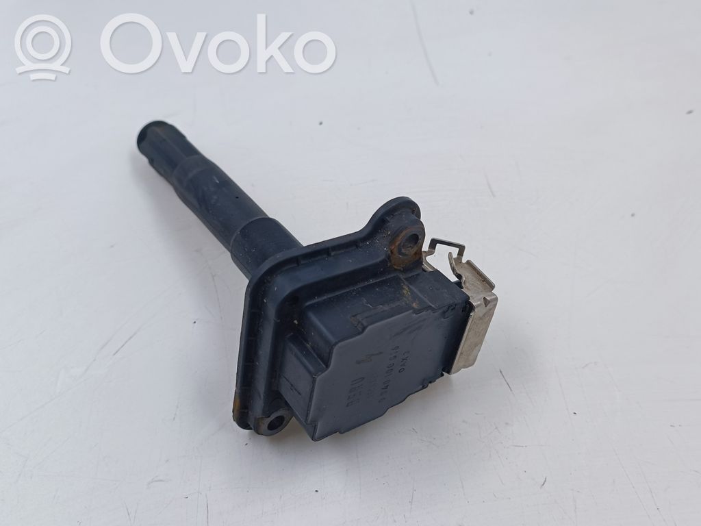 Audi A4 S4 B5 8D Cewka zapłonowa wysokiego napięcia 
