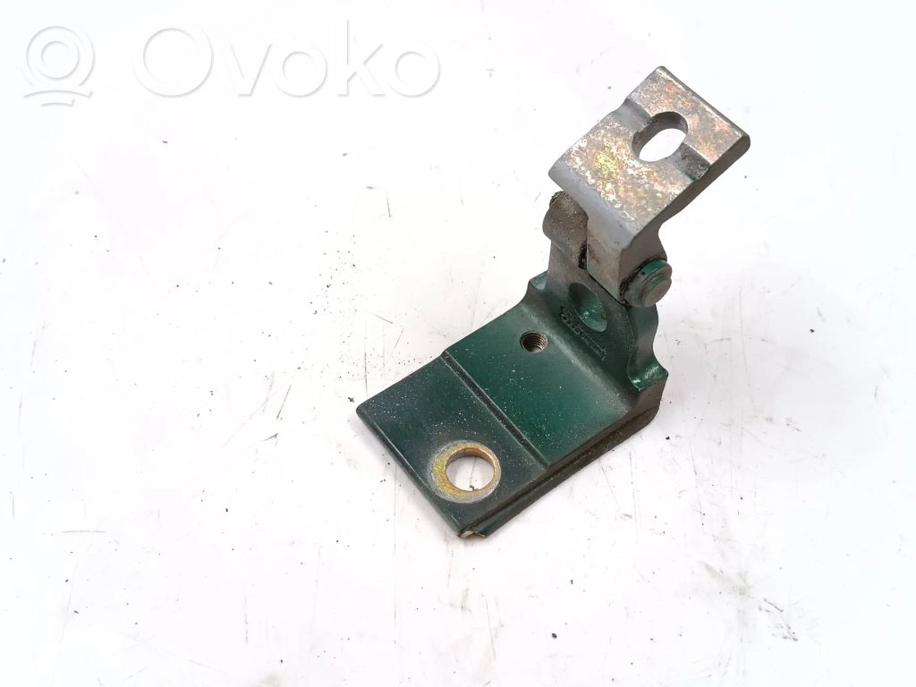 Audi A4 S4 B5 8D Front door upper hinge 