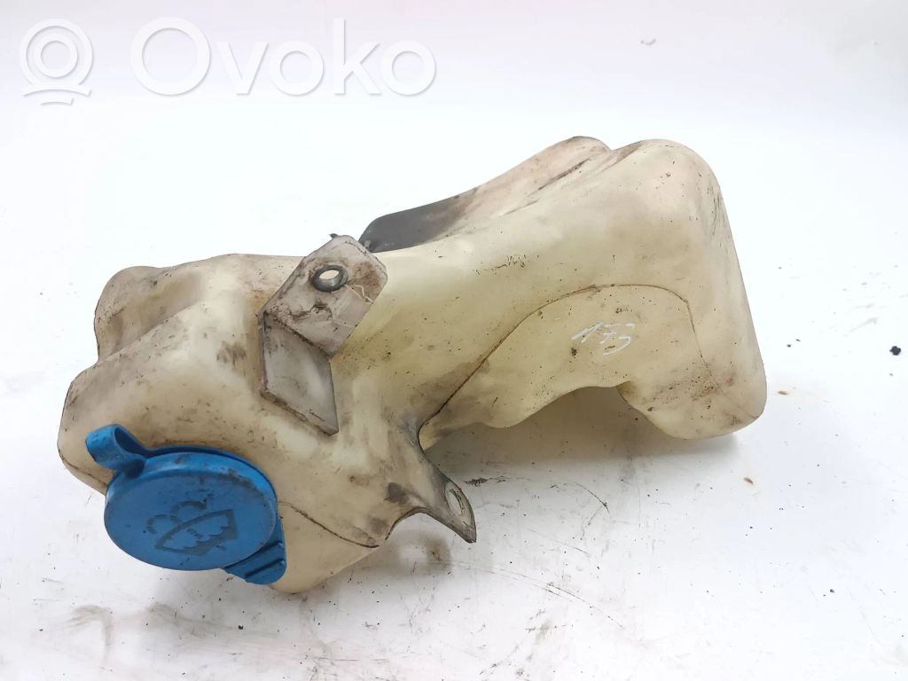 Audi A4 S4 B5 8D Wischwasserbehälter 