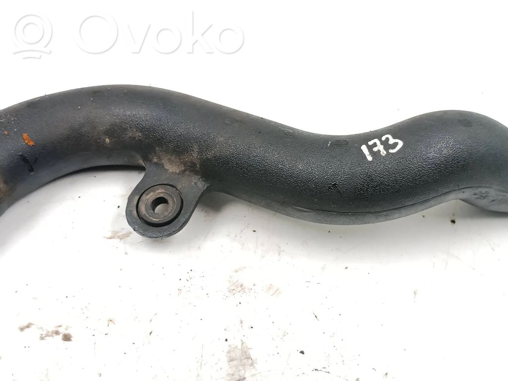 Audi A4 S4 B5 8D Wąż / Rura intercoolera 