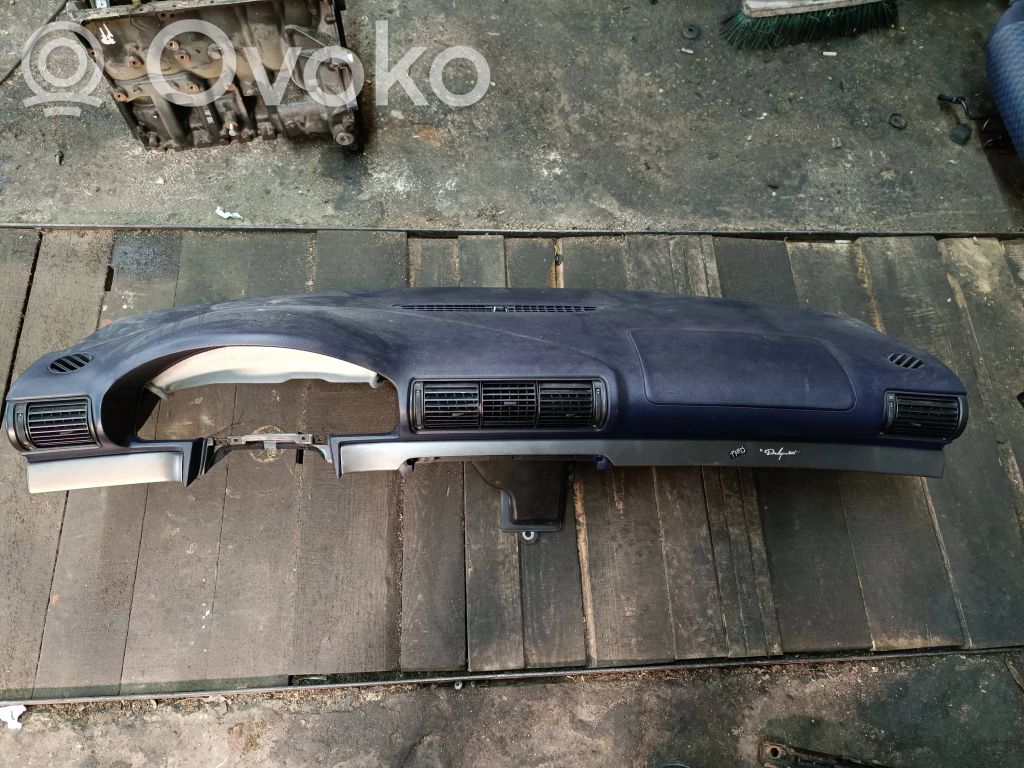 Audi A4 S4 B5 8D Panelė 