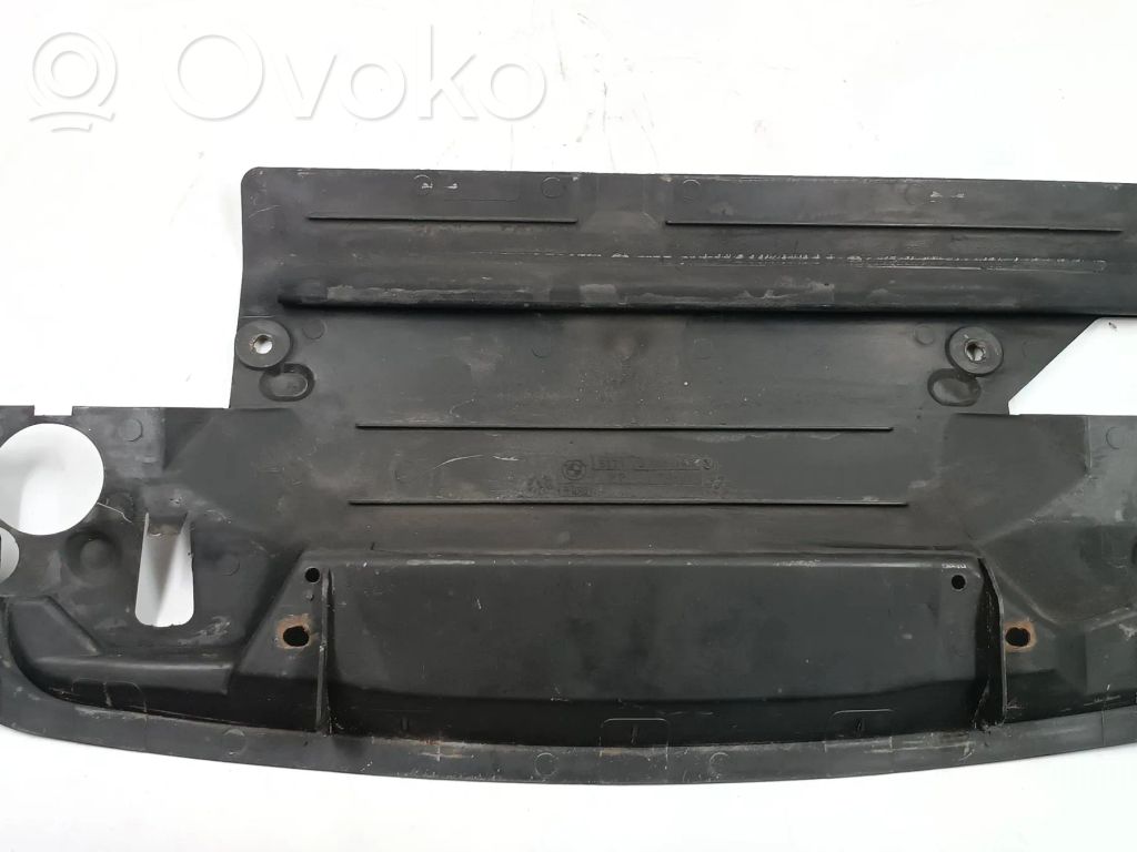BMW 3 E36 Engine bonnet/hood lock trim molding 