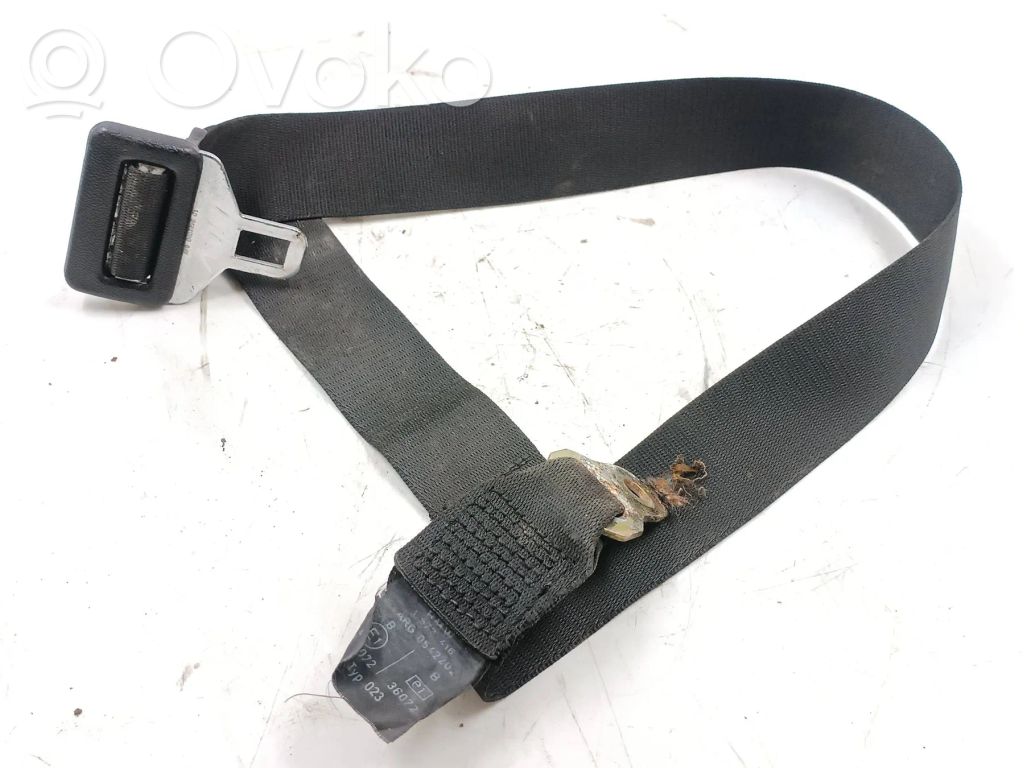 BMW 3 E36 Sicherheitsgurt hinten Mitte 