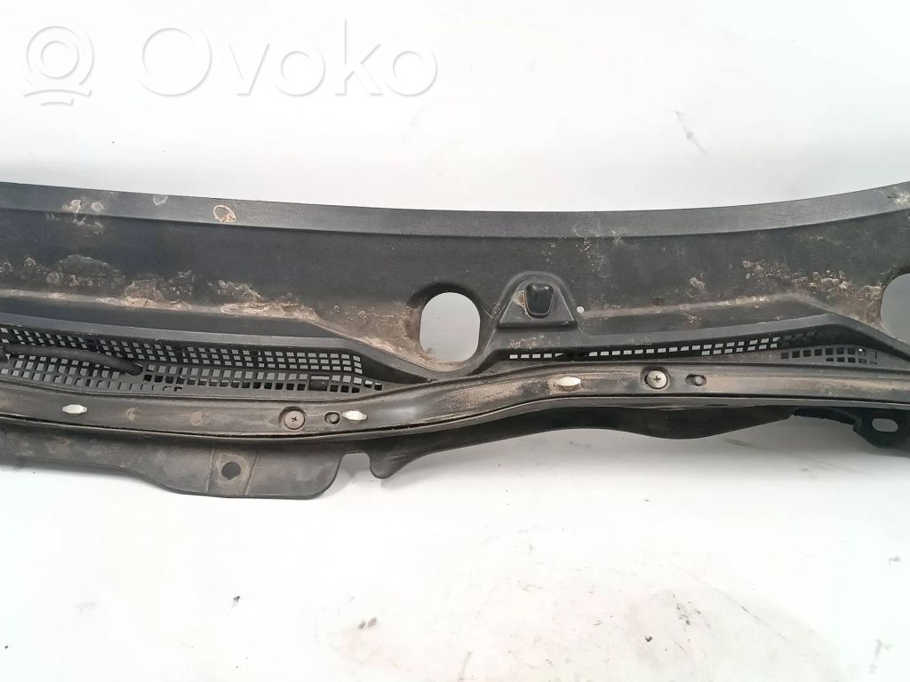 Mazda 2 Wiper trim 