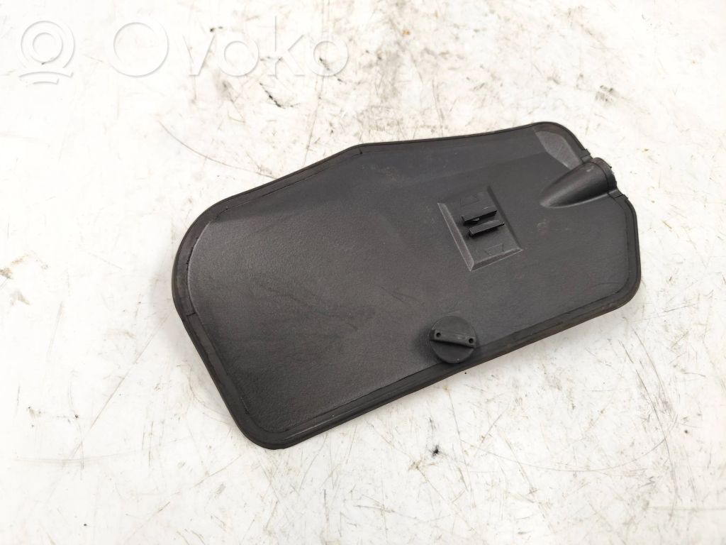 Other trunk/boot trim element   8230959