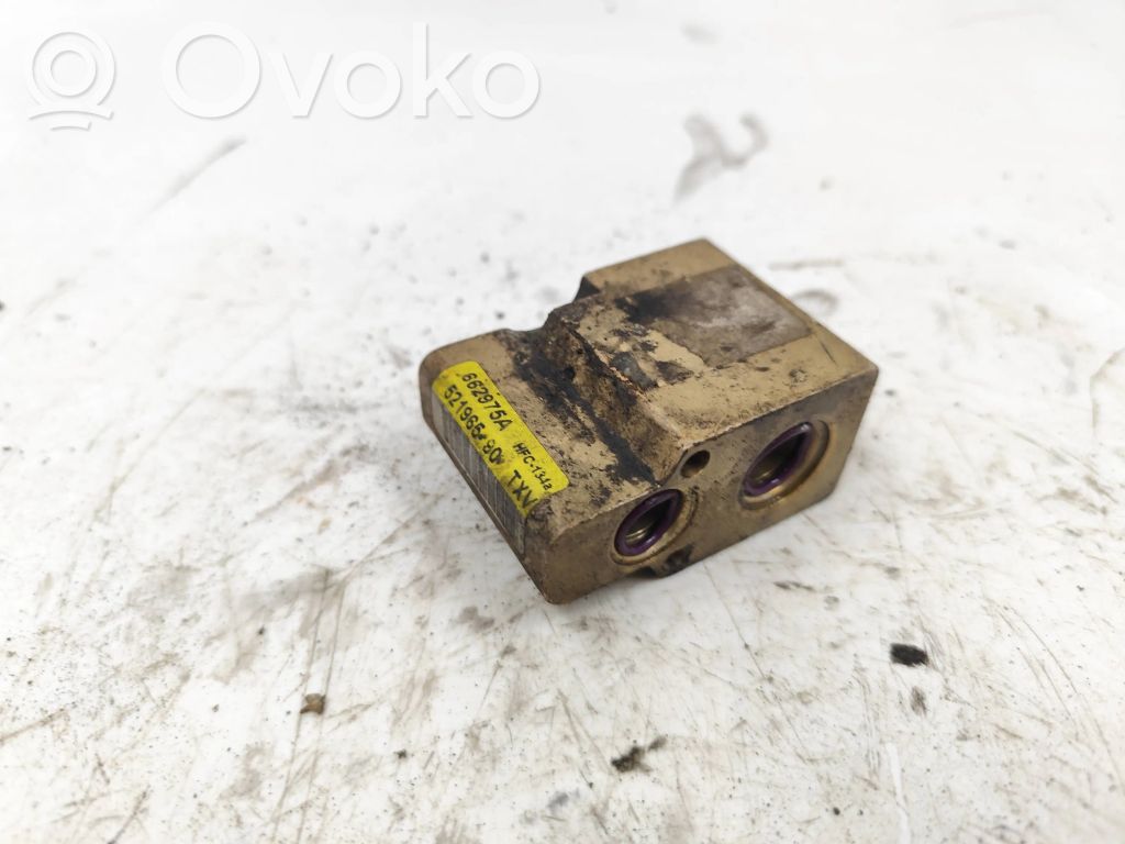 Volkswagen Polo III 6N 6N2 6NF Zawór rozprężny klimatyzacji A/C 