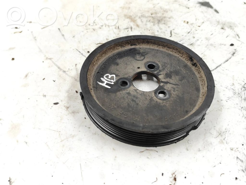 Mercedes-Benz C W203 Power steering pump pulley 