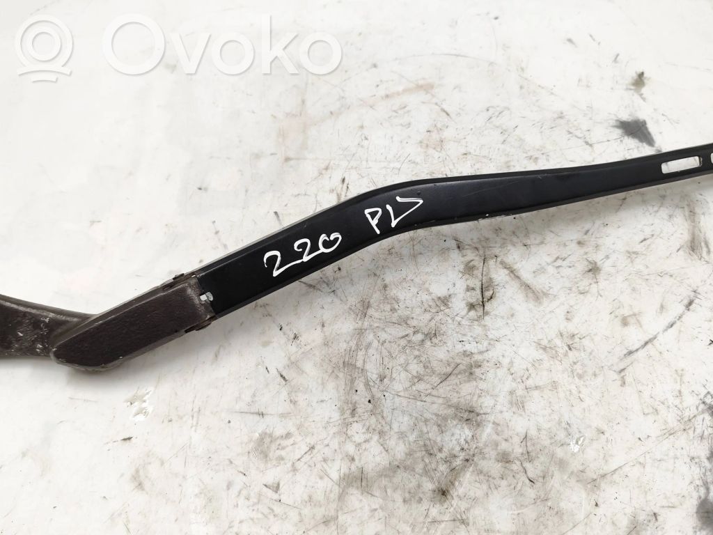Audi A4 S4 B6 8E 8H Wischerarm vorne 