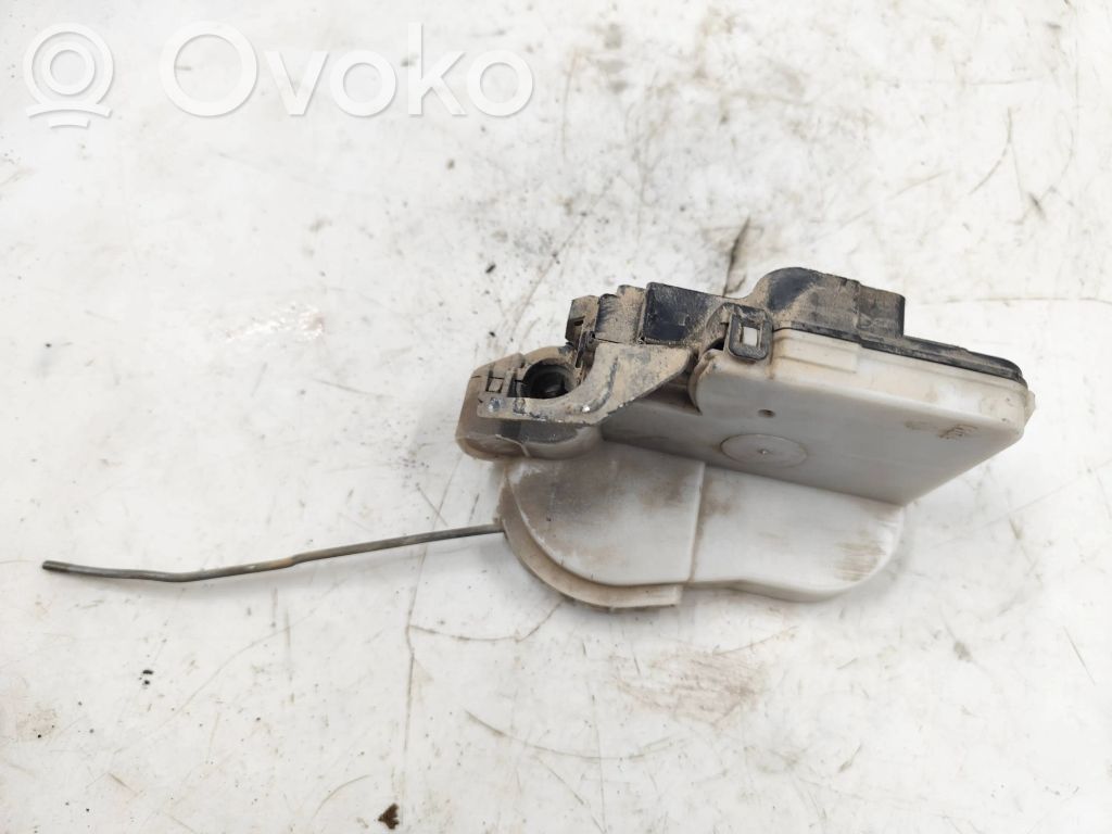 Volkswagen Golf III Zamek drzwi przednich 
