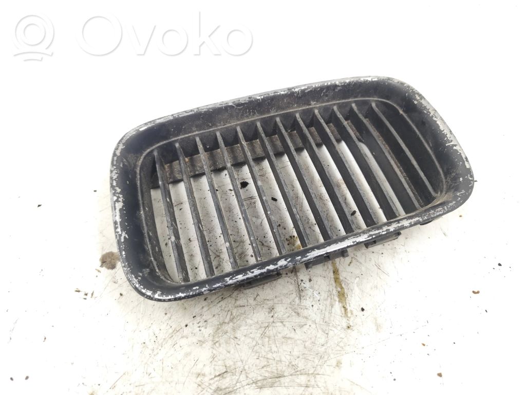 BMW 3 E36 Front grill 
