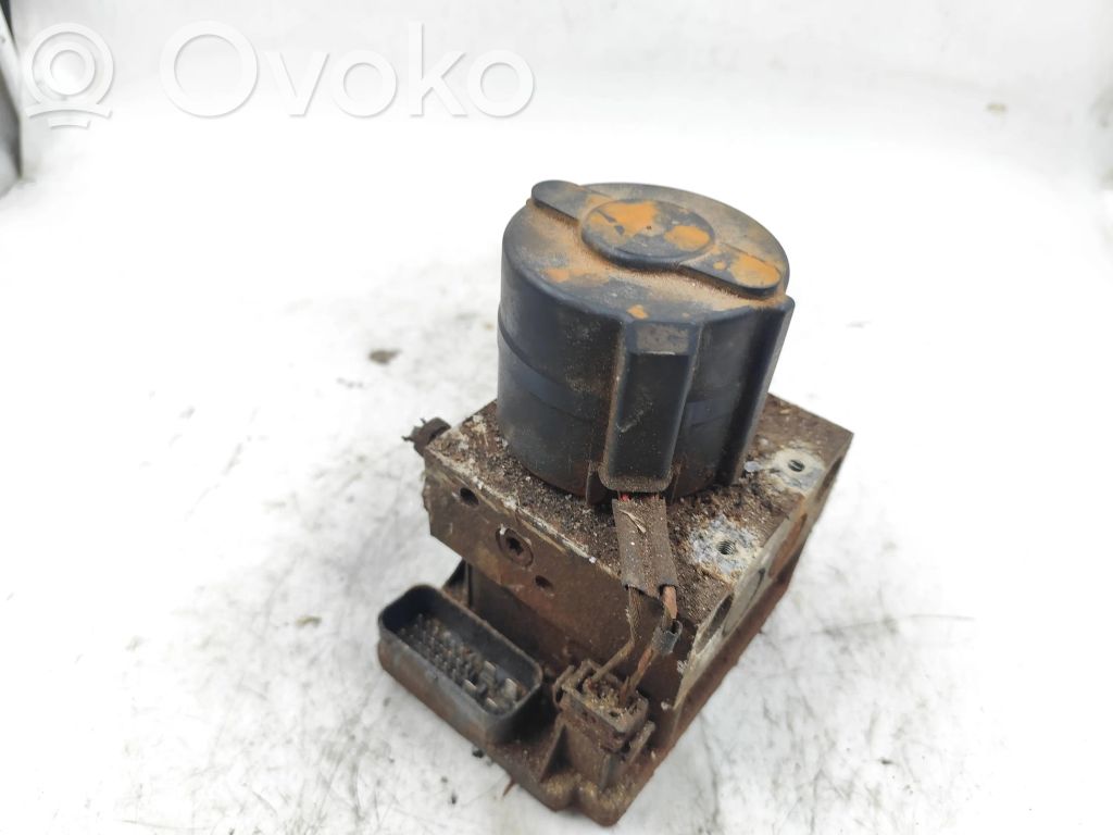 Volkswagen PASSAT B4 ABS Pump 