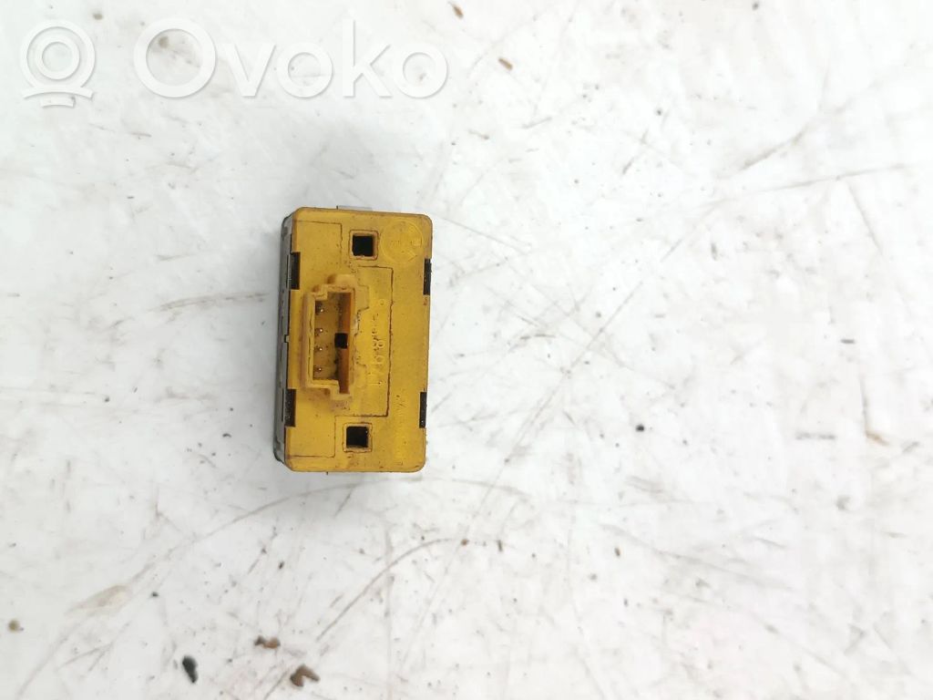 BMW 3 E36 Electric window control switch 