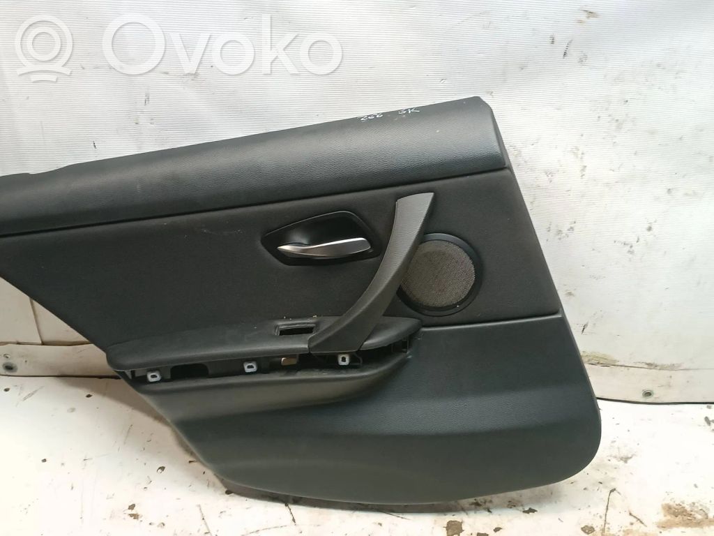 BMW 3 E90 E91 Apšuvums aizmugurējām durvīm 