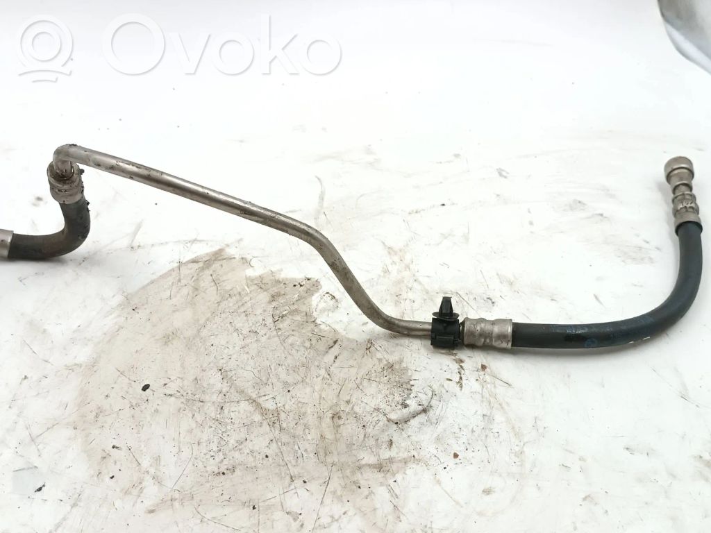BMW 3 E90 E91 Leitung / Schlauch Kraftstoff 