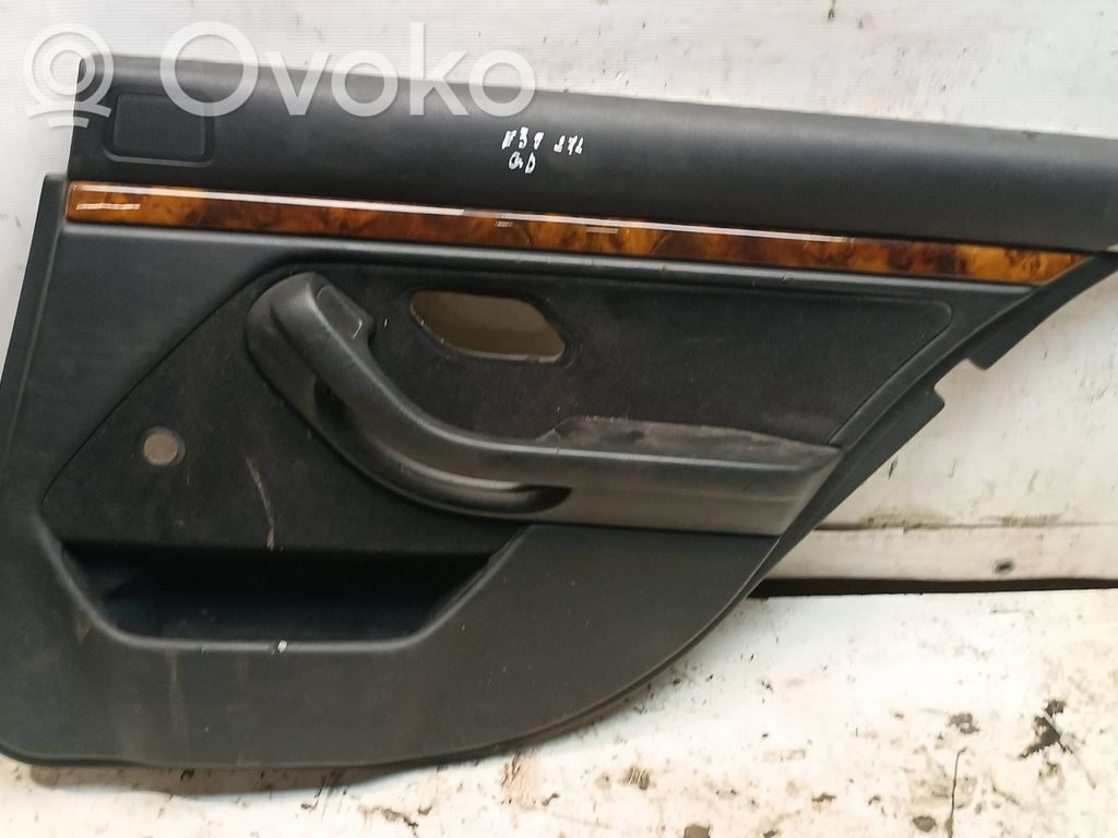 BMW 5 E39 Apšuvums aizmugurējām durvīm 