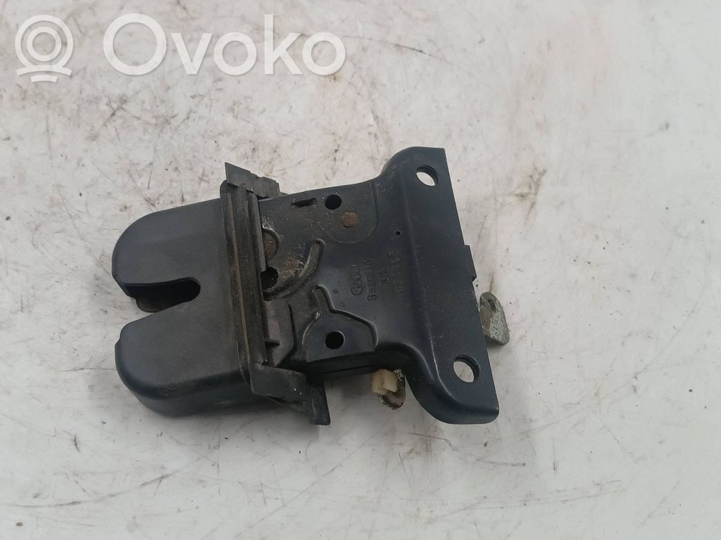 Audi A4 S4 B6 8E 8H Zamek klapy tylnej / bagażnika 
