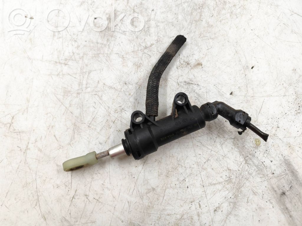 BMW 5 E60 E61 Clutch master cylinder 