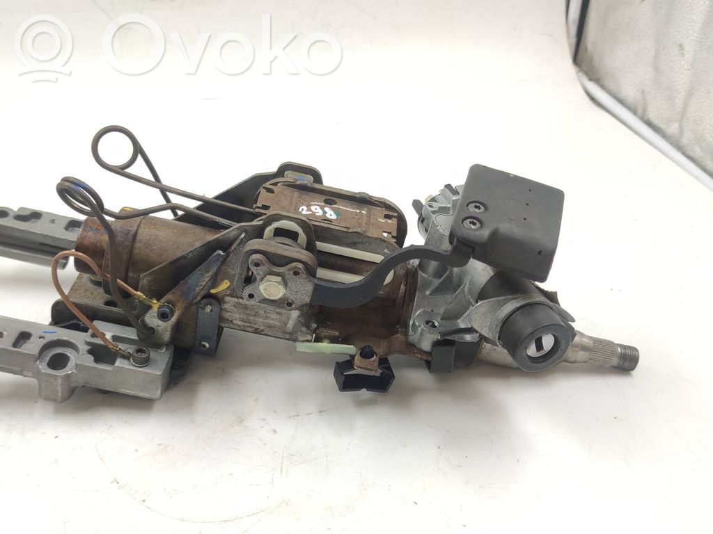 Audi A4 S4 B5 8D Ohjauspyörän akseli 
