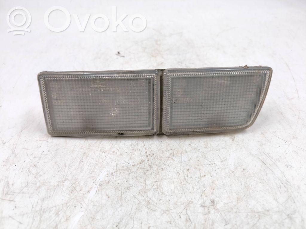 Volkswagen Golf III Reflector delantero 