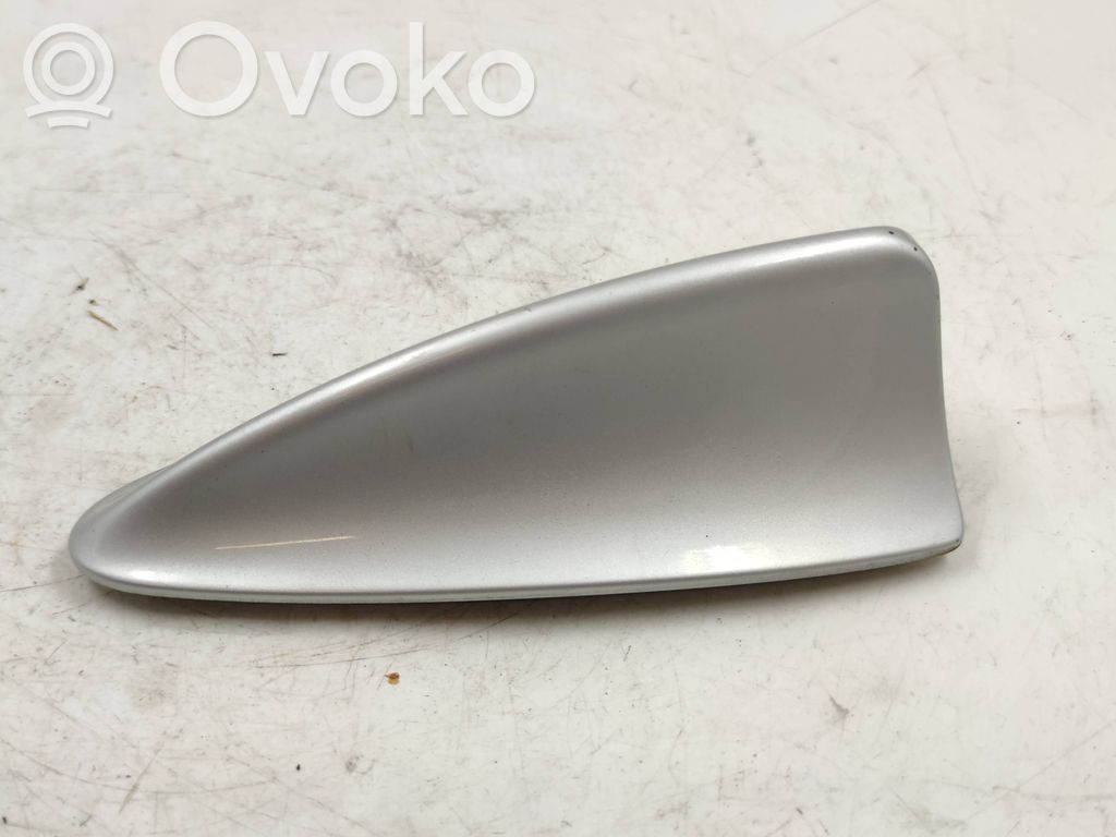 BMW 5 E60 E61 Stogo (GPS) antenos dangtelis 