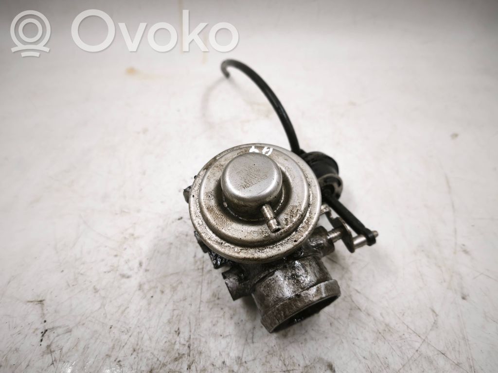 Audi A4 S4 B5 8D Valvola EGR 