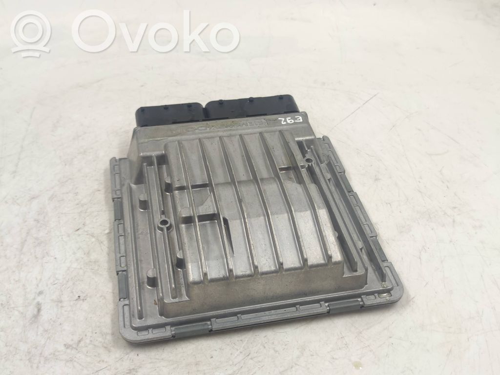 BMW 3 E92 E93 Engine control unit/module 