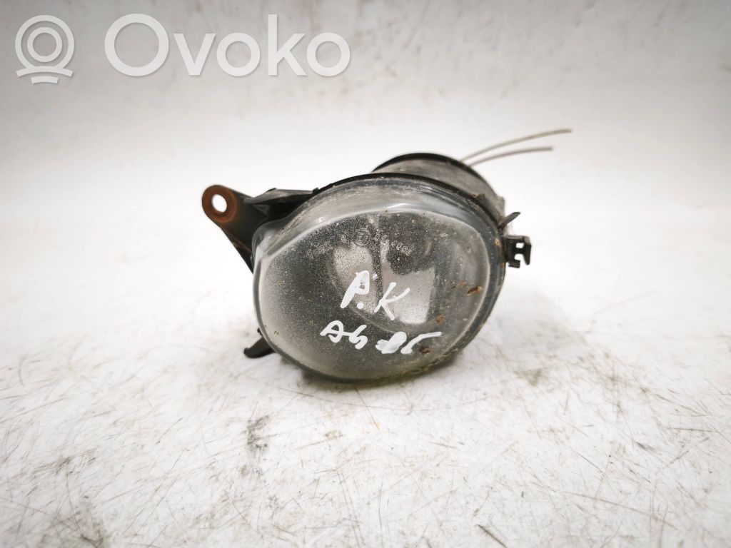 Audi A4 S4 B5 8D Fendinebbia anteriore 