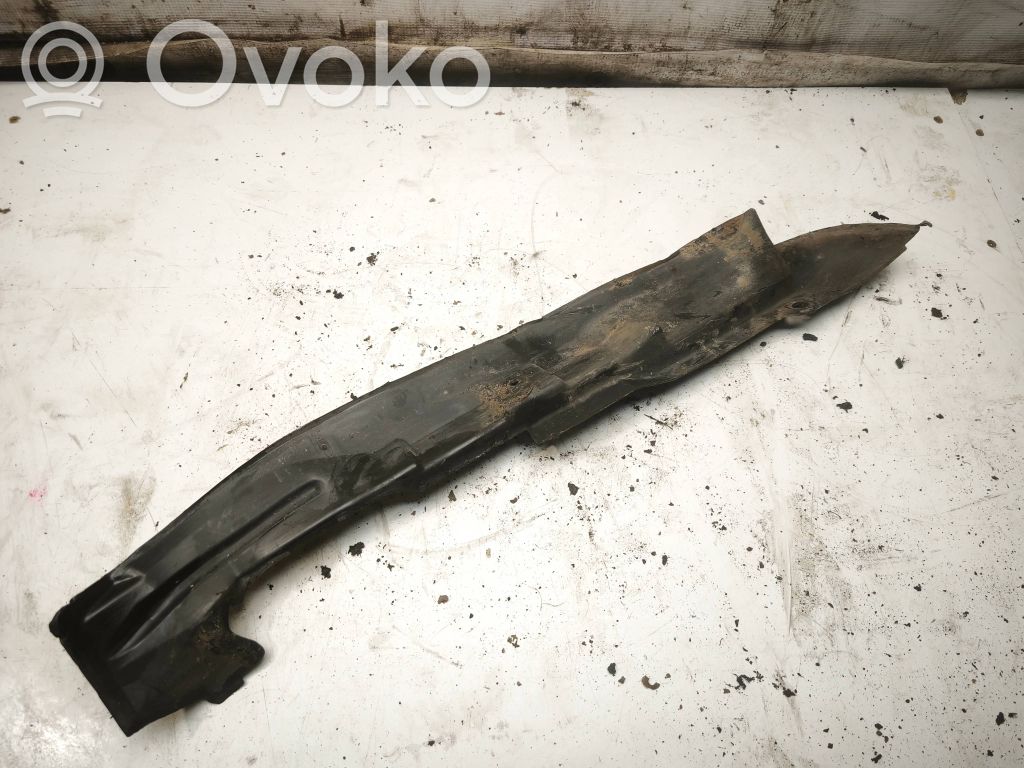Audi A4 S4 B5 8D Verkleidung Kotflügel 