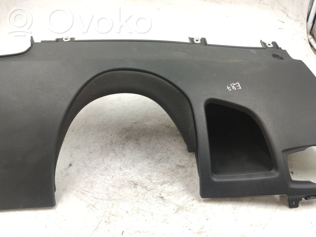 BMW 1 E81 E87 Panelės apdailos skydas (apatinis) 
