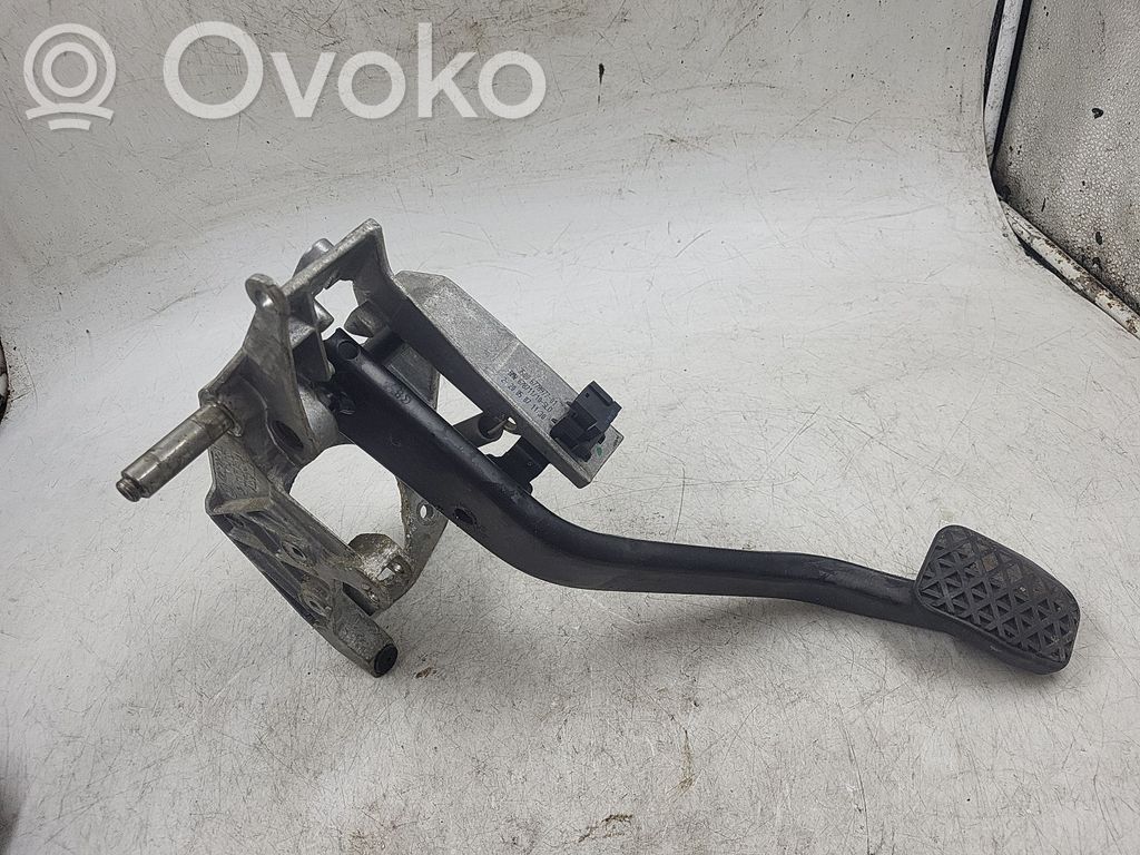 Sankabos pedalas   6778977