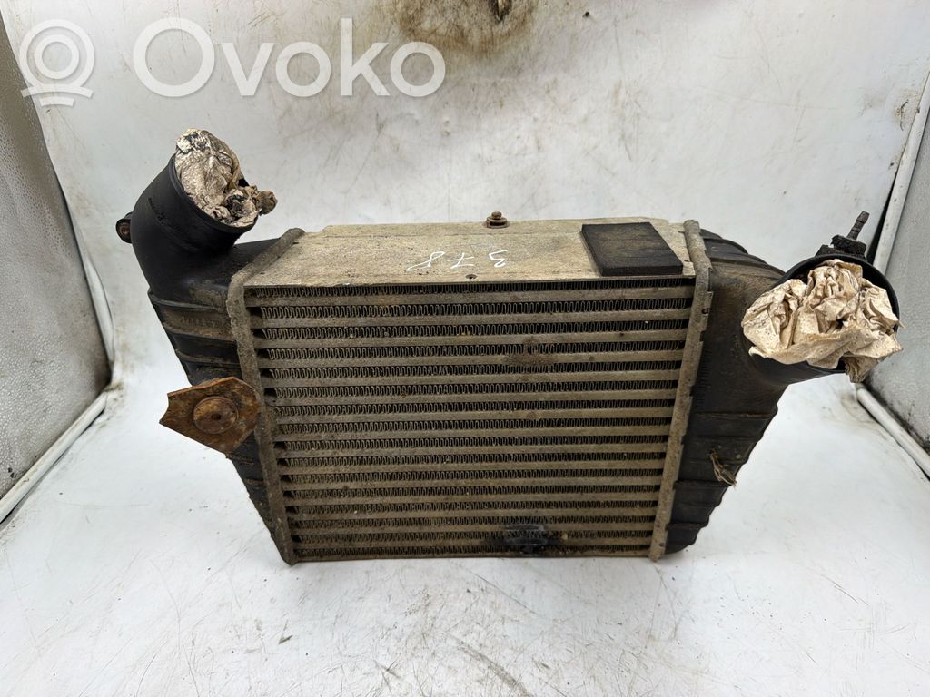 Audi A6 S6 C4 4A Interkūlerio radiatorius 