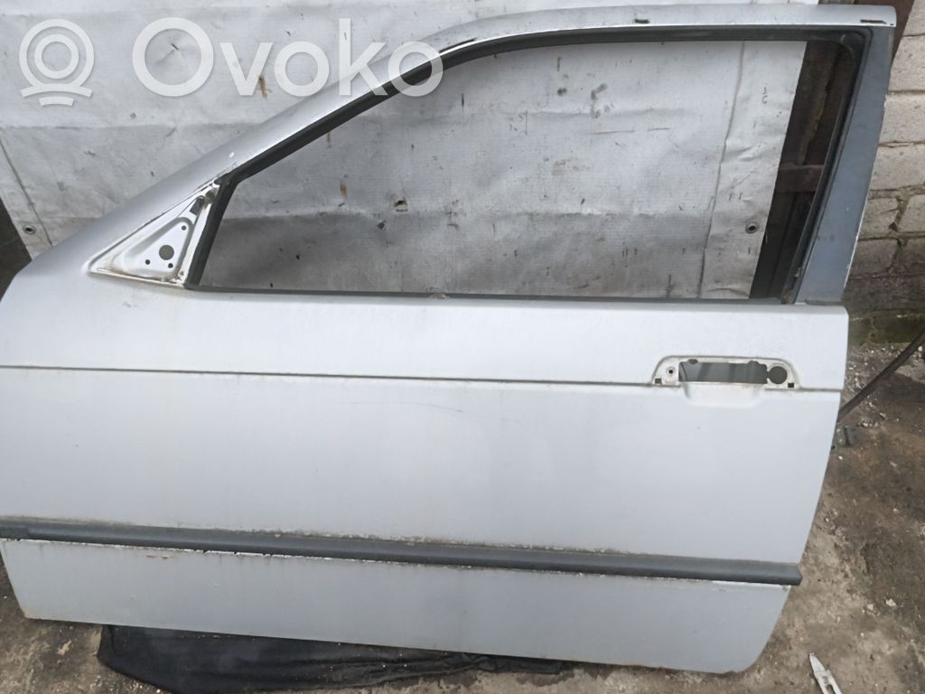 Ovi (2-ovinen coupe)