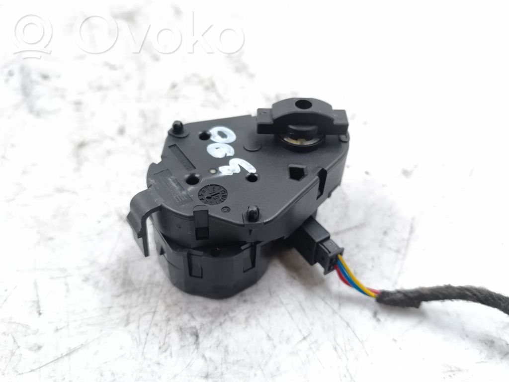 BMW 5 E60 E61 Motor/actuator clapetă aer 