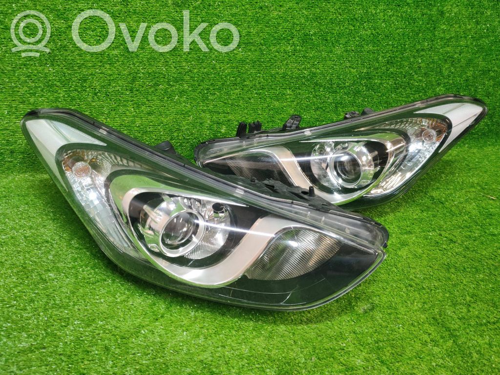 Hyundai i30 Set faruri 
