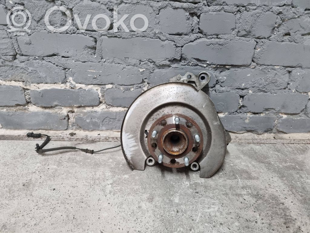 Chrysler Pacifica Aizmugurē riteņa rumbas vārpstas šarnīrs (stupica, capfa) 