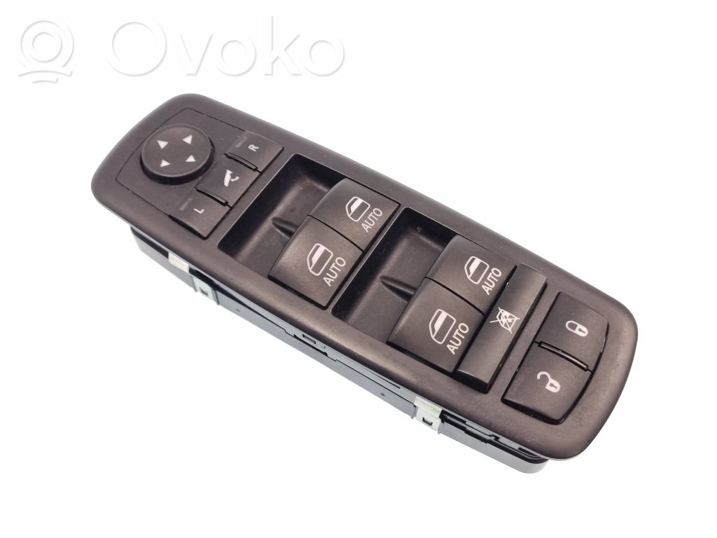 Chrysler Pacifica Electric window control switch 