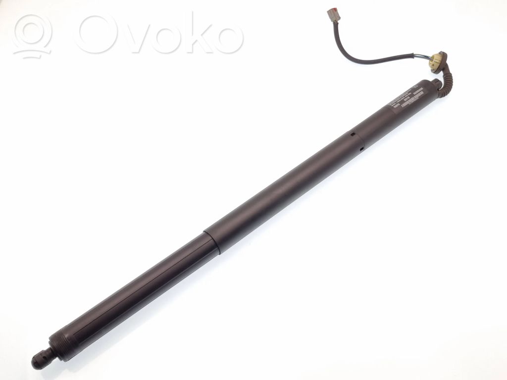 Aizmugurējā pārsega pievilcējs   68230340AE,788976